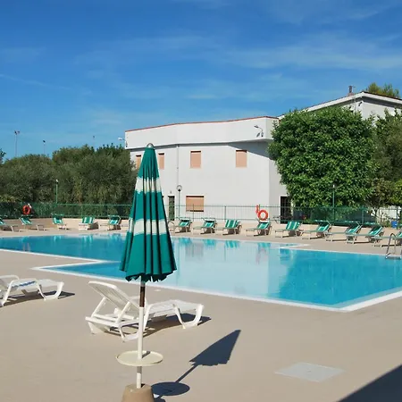 Hotel 2 Pini 3*