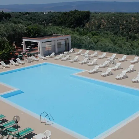 Villaggio 2 Pini Rodi Garganico