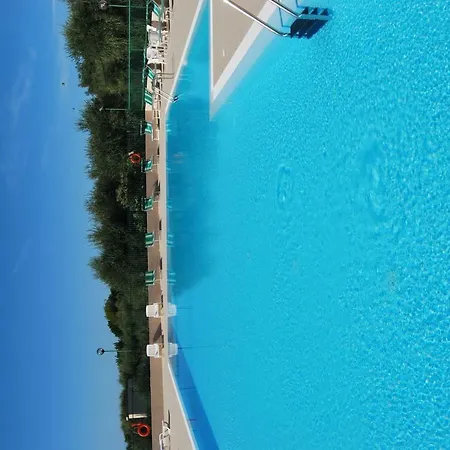 2 Pini 3* Rodi Garganico