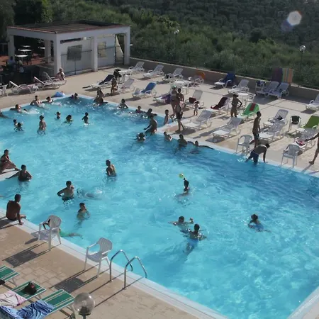 Villaggio 2 Pini 3*