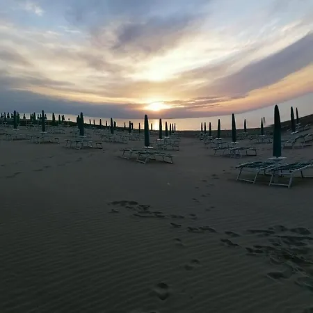 Ξενοδοχείο 2 Pini Rodi Garganico